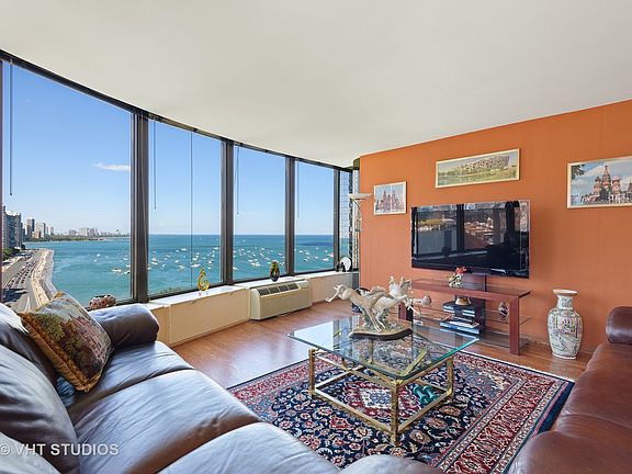 3rd image of 505 N Lake Shore Dr APT 1516-17