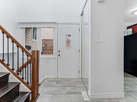 4th image of 2498 Mainroyal St S