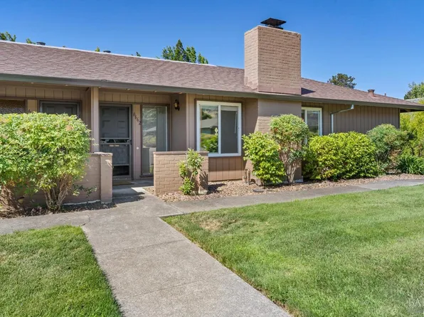 6662 Oakmont Drive, Santa Rosa, CA 95409