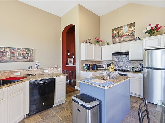 3rd image of 4432 Spanish Oak Cir