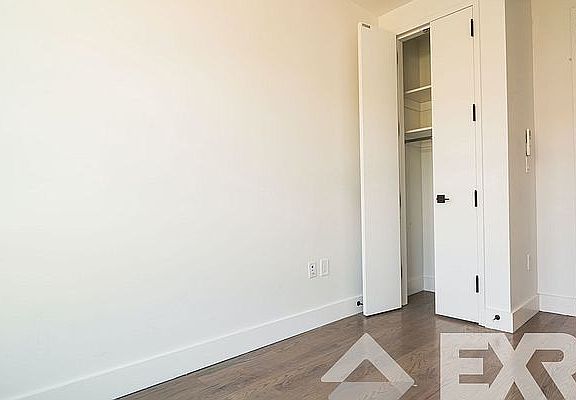 4th image of 254 E 28th St #4N