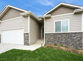 6635 NE 9th Ct, Des Moines, IA 50313