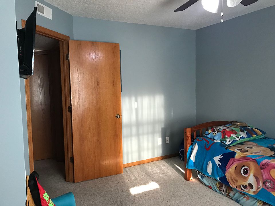 1st image of 50 Cherry Ct APT 6