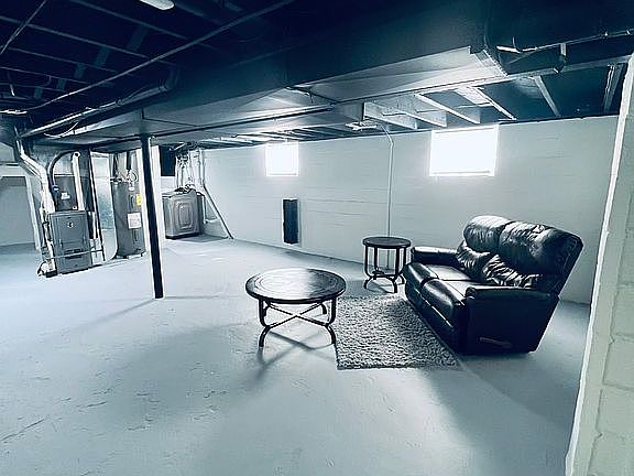 Lower level with laundry 