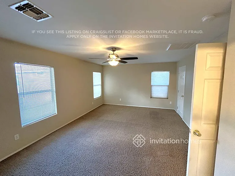 6446 W Valencia Dr — Photo 6