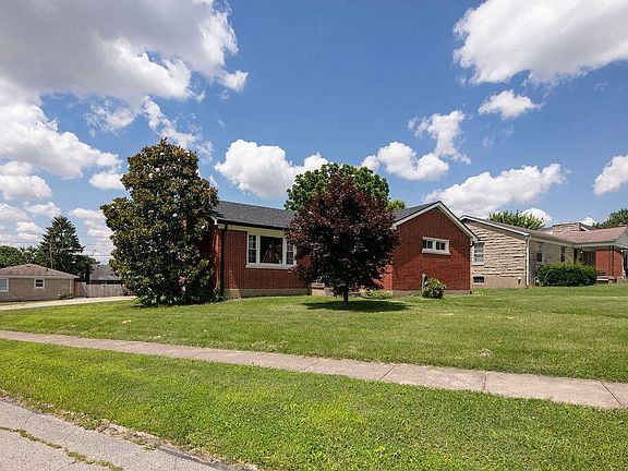 2nd image of 596 Saint Anthony Dr