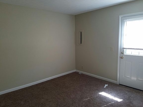 5th image of 1101 Westchester Dr