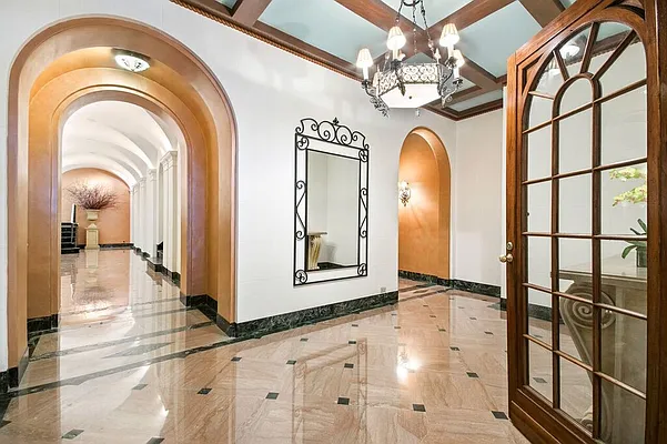 Sold by Corcoran | media 25