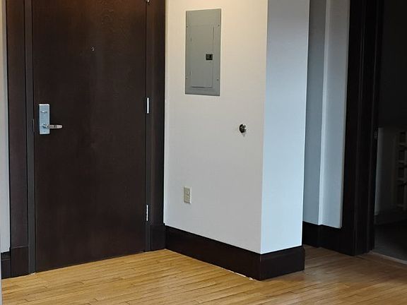 2nd image of 1628 Patterson Loop #11575973