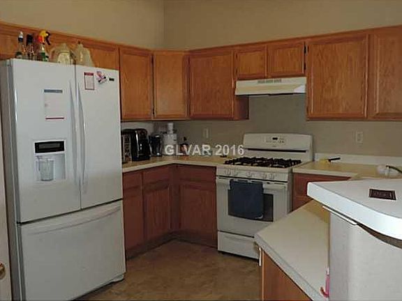 3rd image of 9037 Purple Leaf St