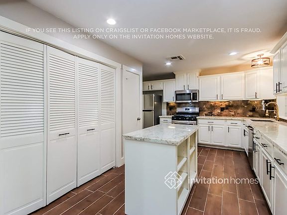 5th image of 2 Edgewood Forest Ct