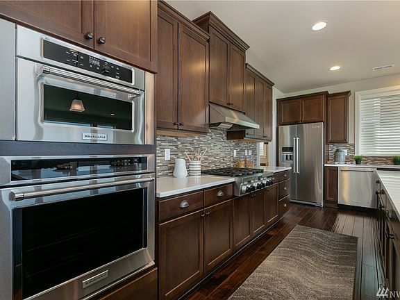 4th image of 1391 Pine Crest Cir NE