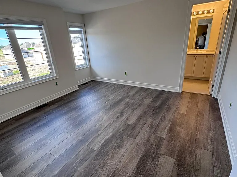 45 Father Muckle Ave — Photo 10