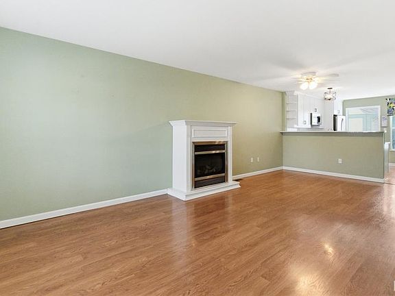 2nd image of 11328 Ashton Wood Ln