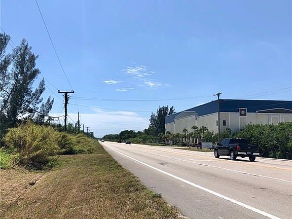 4th image of 16820 State Road 31