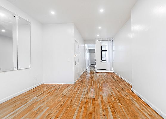 2nd image of 417 Chauncey St APT 2A