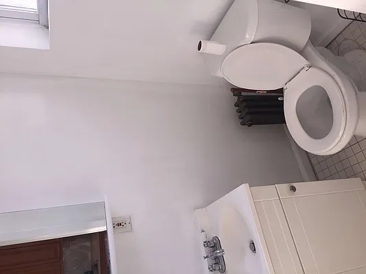 Rented by RealTegrity NY LLC | media 9