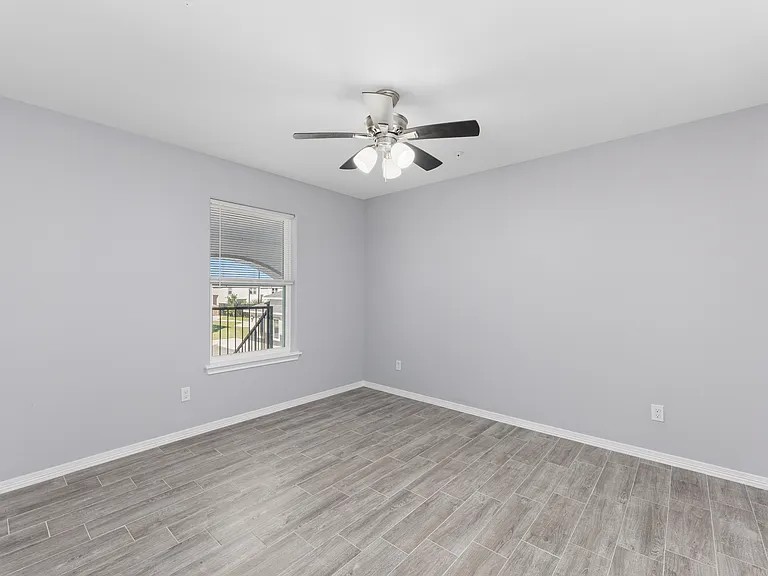 Amarville Apartments and Townhomes — Photo 46
