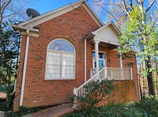 31 Greenland Trce, Sandy Springs, GA 30342