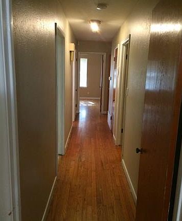 5th image of 1629 Montclair Dr