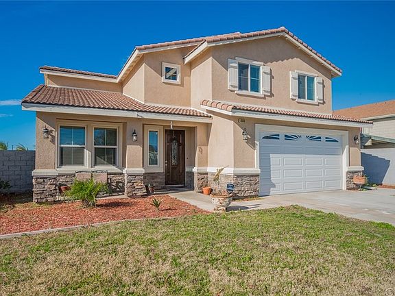 3rd image of 8606 Tamarind Ave