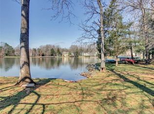 2746 Old Point Dr, Henrico, VA 23233