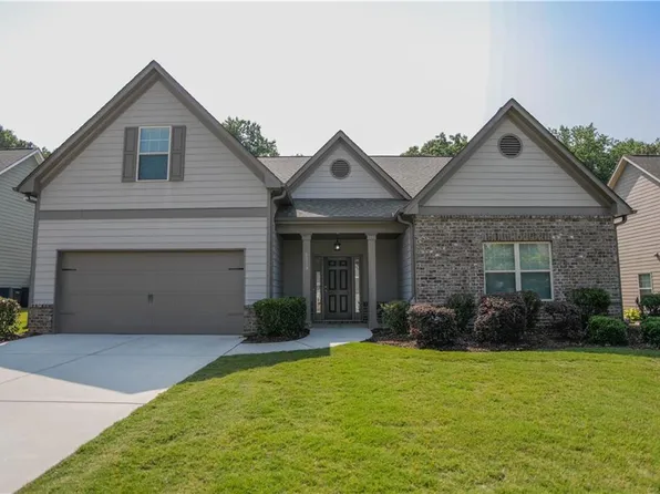 6539 Teal Trail Dr, Flowery Branch, GA 30542