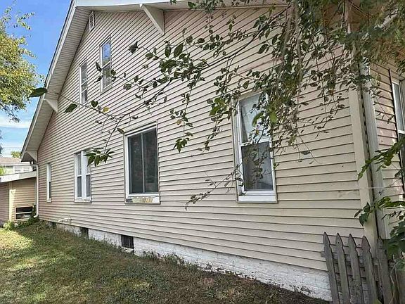 3rd image of 1123 19th Ave