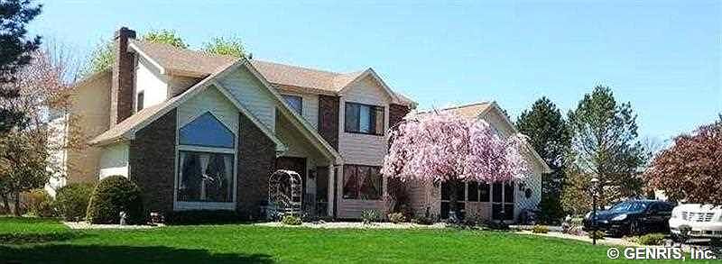 1st image of 10 Walnut Hill Dr