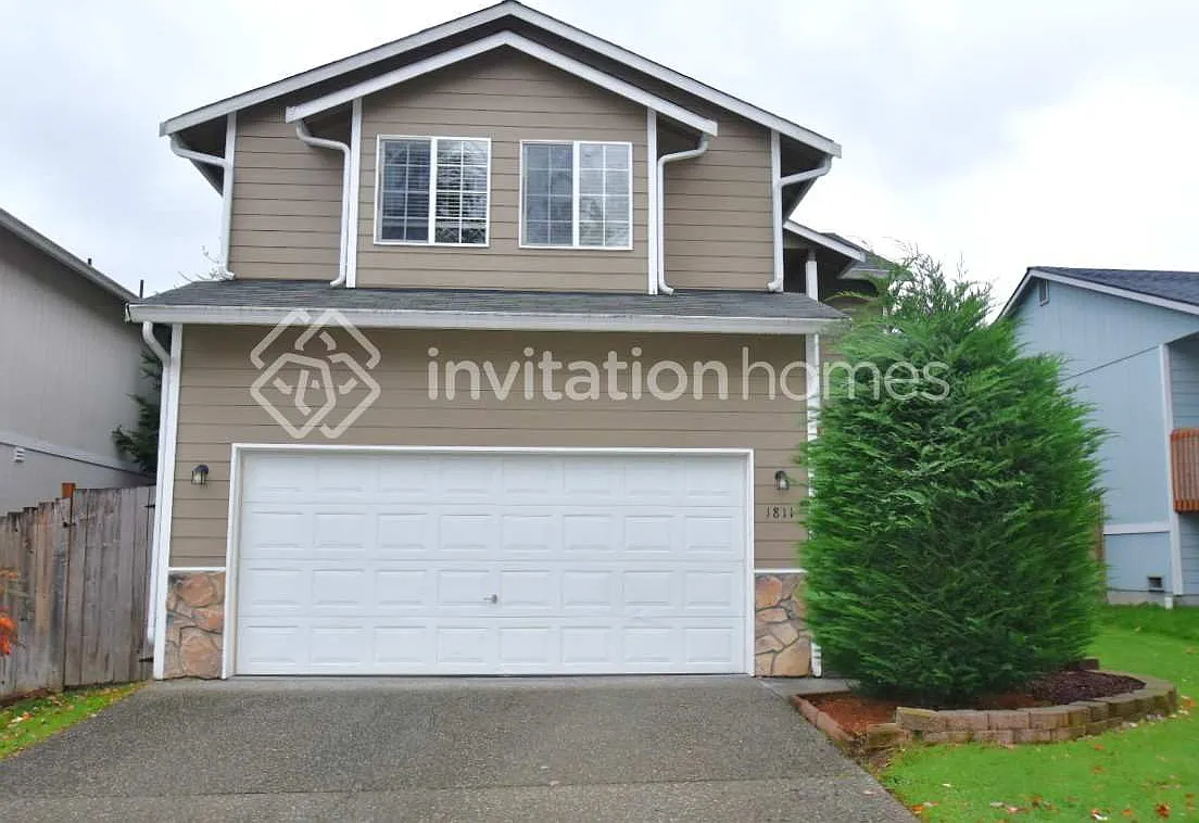 1811 111th Dr SE Lake Stevens, WA 98258 — Photo 1