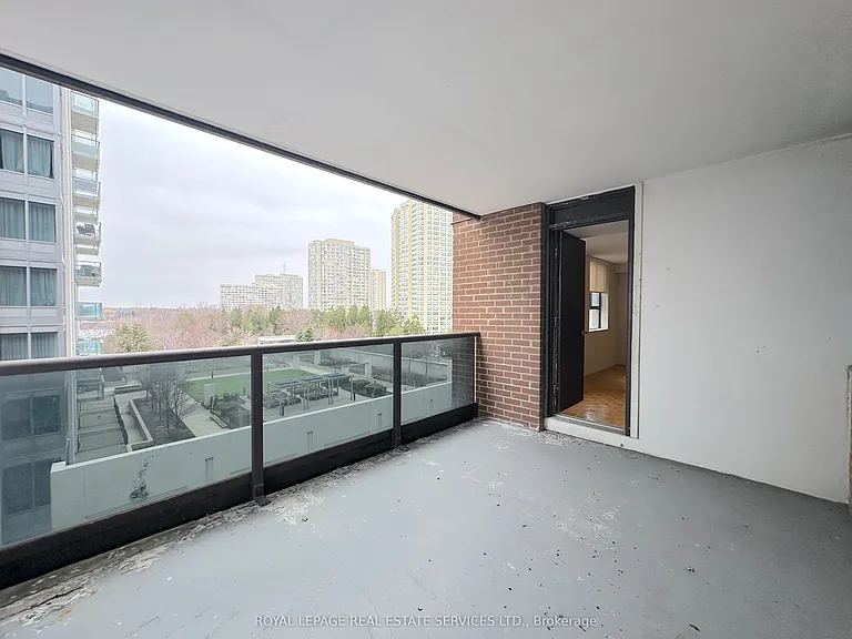 190 Clark Blvd #807 — Photo 11
