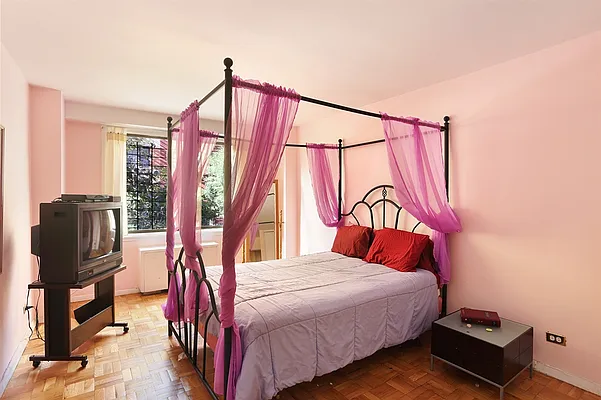 Sold by Corcoran | media 17