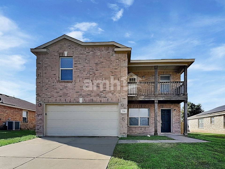 1st image of 904 Sunrise Ln
