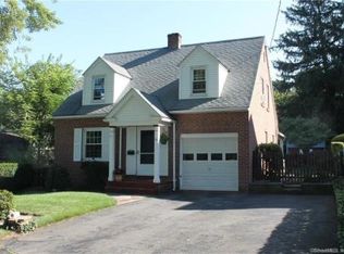 46 Pine St, Wallingford, CT 06492