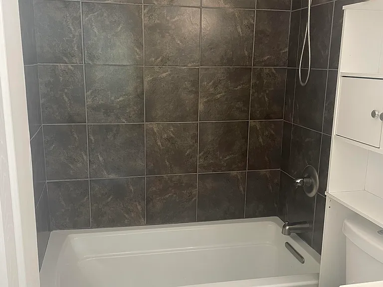 14 S 14th St #14 — Photo 3