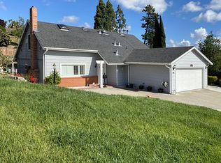 852 Tradewind Ln, Rodeo, CA 94572