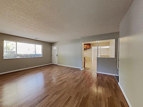 4th image of 198 Arrowhead Dr
