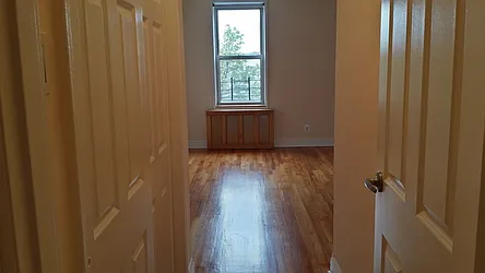 Rented by Realty Queens LLC