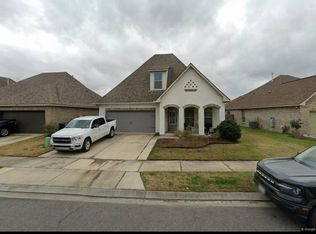415 Lake Breeze Dr, Baton Rouge, LA 70820