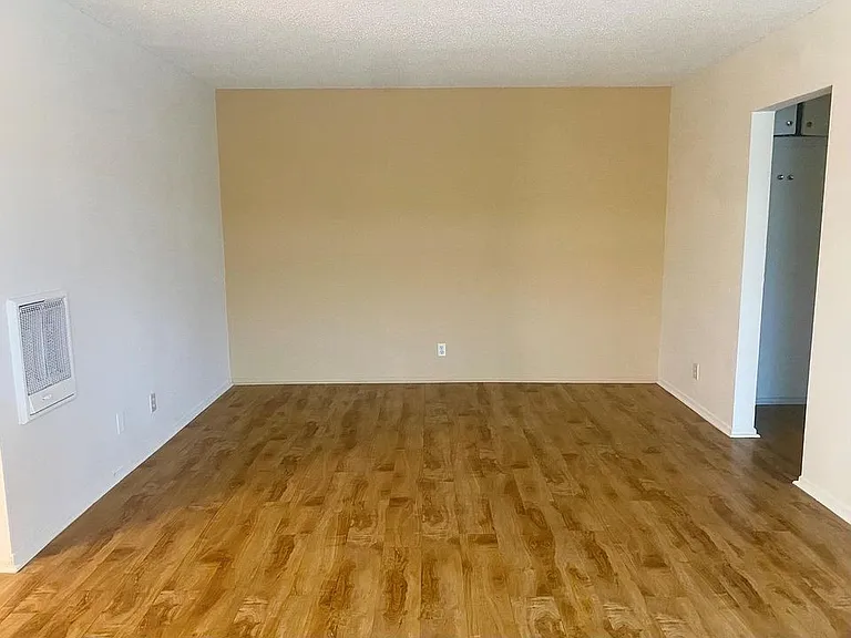 5444 Sepulveda Blvd., — Photo 12
