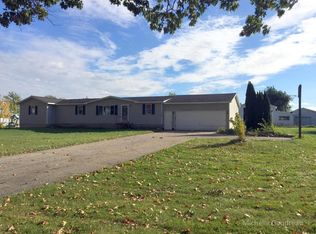 11649 Green Lake Rd, Middleville, MI 49333