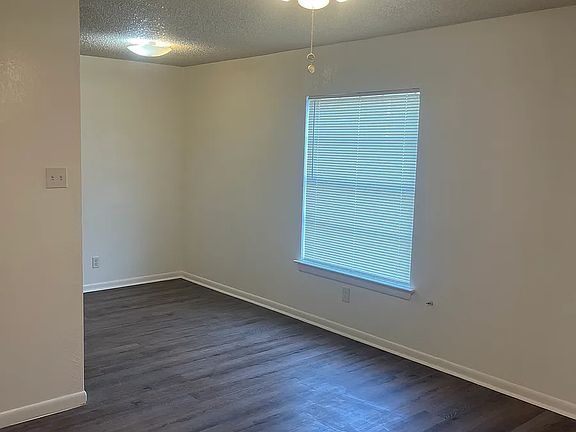 5th image of 1702 Kirk Ave APT 101