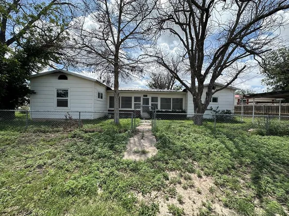501 Water St, Sterling City, TX 76951