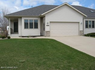1330 Edinburgh Pl NE, Owatonna, MN 55060