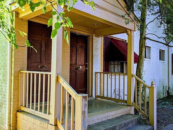 3rd image of 3328 Ellwood Ave Unit 6