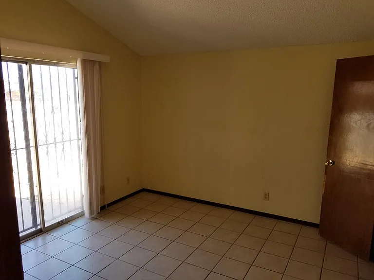 5940 Deer Ave — Photo 14