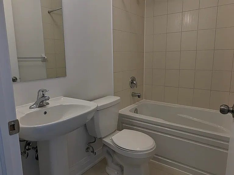 169 Lancaster St W #503 — Photo 18