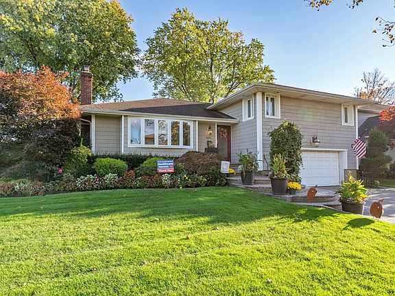 5th image of 2024 Wellington Ct