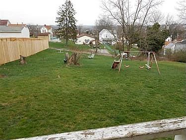 2nd image of 649 Broad St