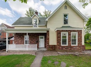 402 Morgan St, Anna, IL 62906